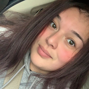 Meet your Posher, Esmeralda